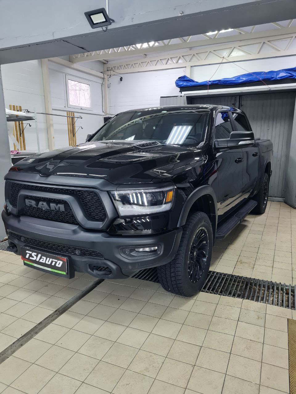 Шумоизоляция колесных арок Dodge Ram TRX за 1 день фото и цены